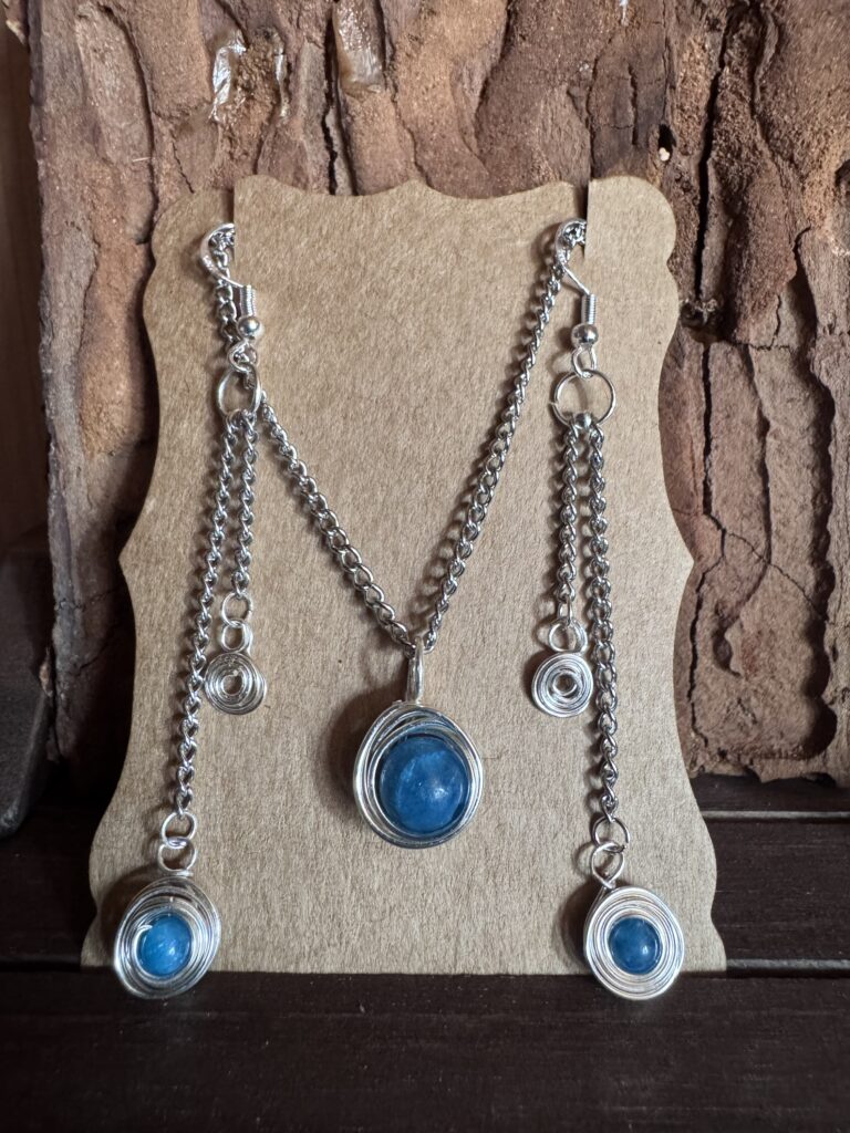 Set Apatit Kette und Ohrringe