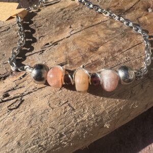 Armband Mondstein und Granat